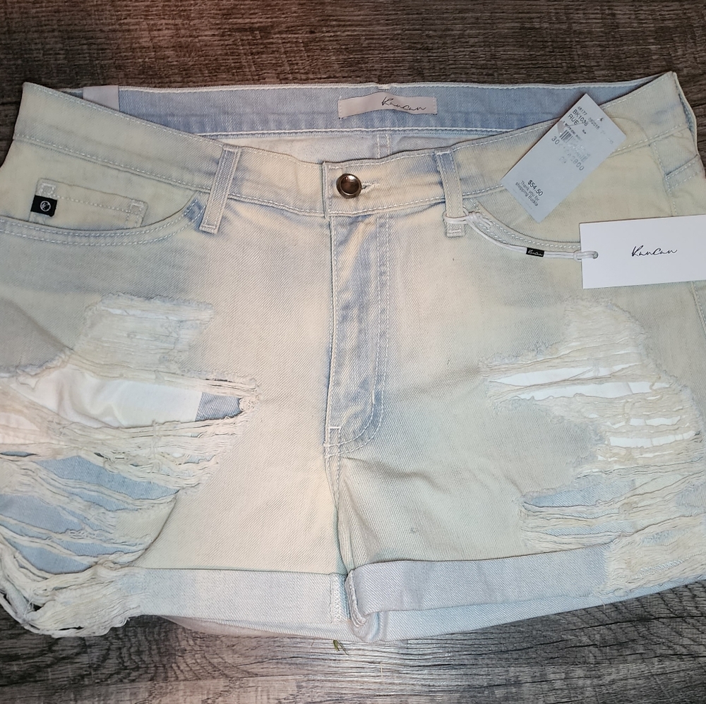 KanCan Light Wash Dressed Denim Shorts SZ 29 NWT